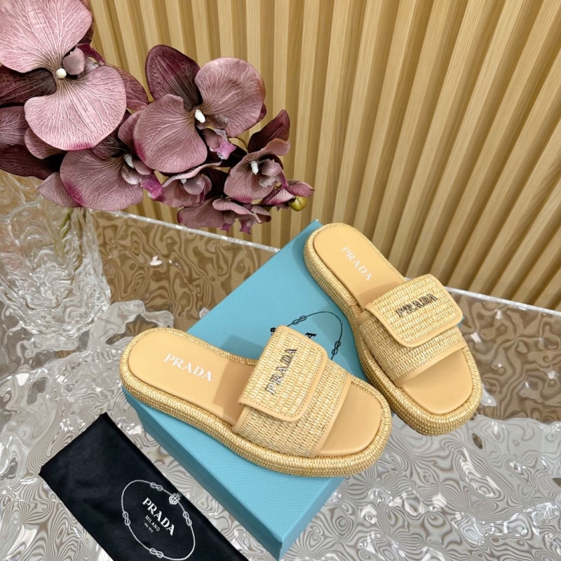 Pra*a slippers
